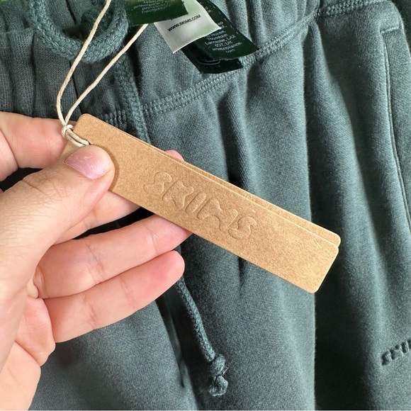 Nwt Skims Spruce zip up hoodie and straight leg fleece pants nwt set - Picture 11 of 17